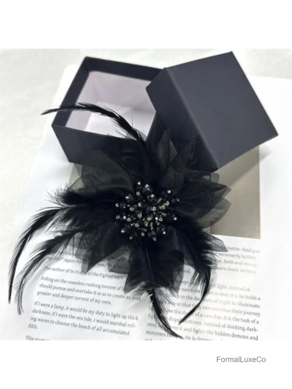 Crystal Feather Organza Flower Brooch Pin for Women Dresses Suits Wedding Party